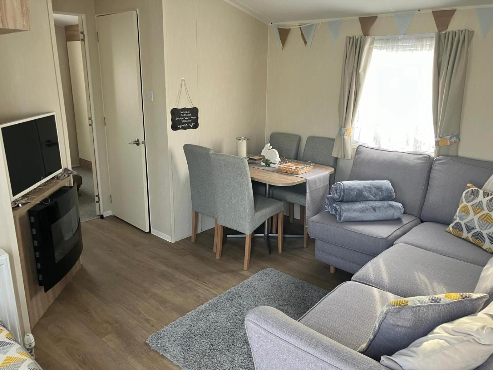 Seasalter The Hideaway Cabin מראה חיצוני תמונה